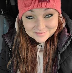 Meet your Posher, Faith